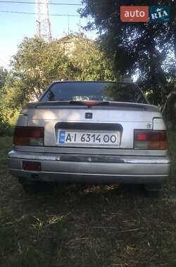 Седан Dacia SuperNova 2003 в Попельне