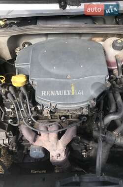 Седан Dacia SuperNova 2003 в 