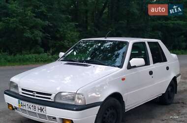 Седан Dacia SuperNova 2003 в Знаменке