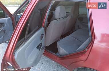 Седан Dacia SuperNova 2003 в 