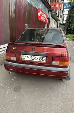 Седан Dacia SuperNova 2003 в 