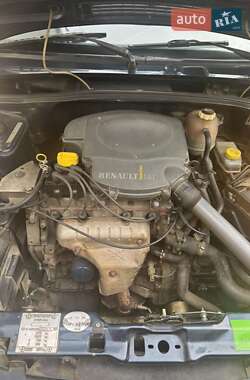 Седан Dacia SuperNova 2003 в 