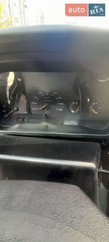 Седан Dacia SuperNova 2003 в Львові