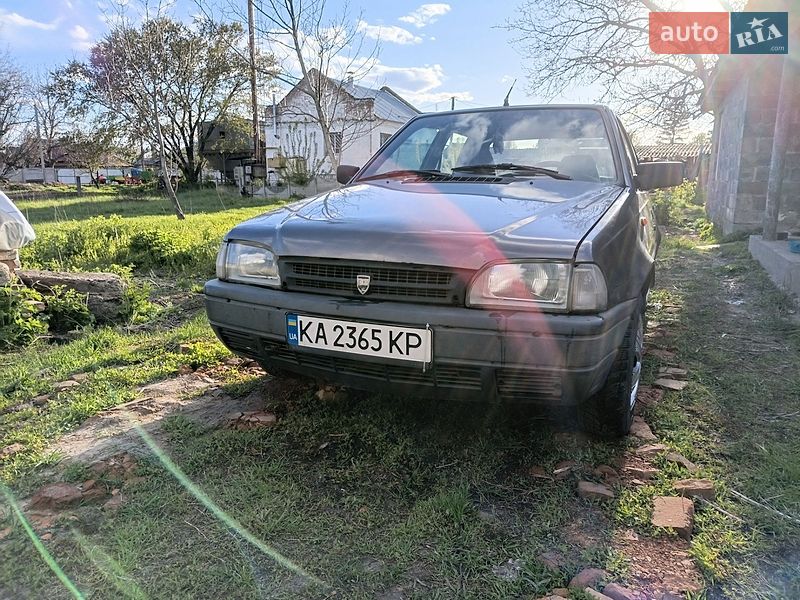 Dacia SuperNova 2003 Dacia SuperNova 2003