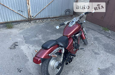 Мотоцикл Круизер Daelim VT 2000 в 