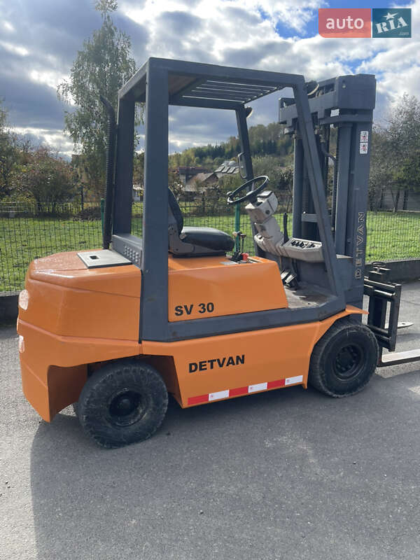 Вилочний навантажувач Daewoo B30S 2000 в Нижній Апші фото Вилочний навантажувач Daewoo B30S 2000 в Нижній Апші