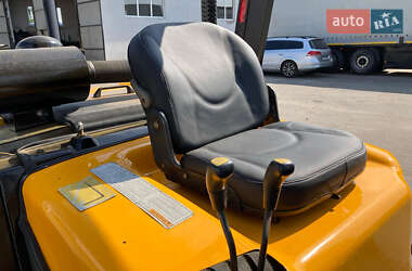 Вилочний навантажувач Daewoo D 70 2006 в 