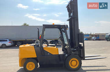 Вилочний навантажувач Daewoo D 70 2006 в 