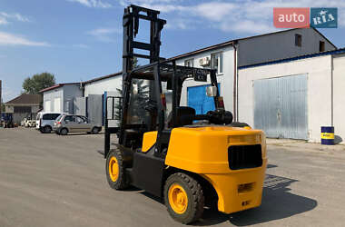 Вилочний навантажувач Daewoo D 70 2006 в 