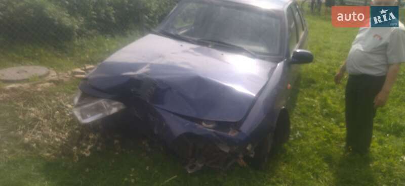 Седан Daewoo Espero 1996 в Дрогобичі