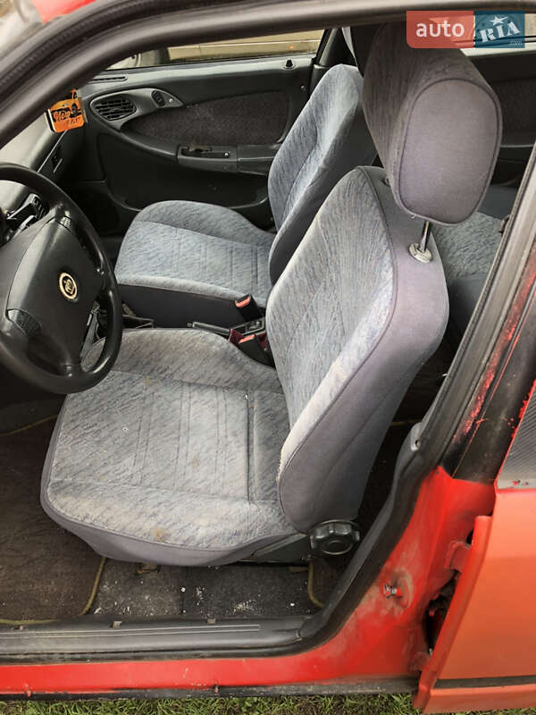 Седан Daewoo Espero 1997 в Овидиополе