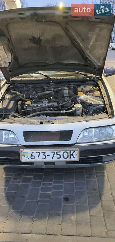 Седан Daewoo Espero 1997 в Одессе