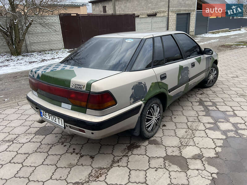 Седан Daewoo Espero 1995 в Днепре