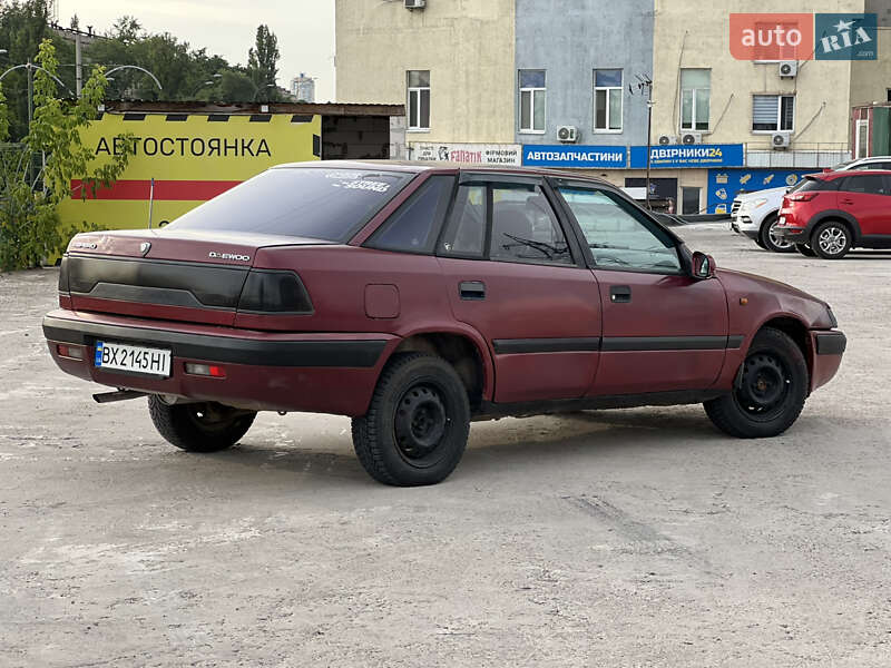 Седан Daewoo Espero 1997 в Киеве