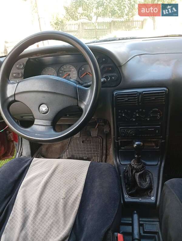 Седан Daewoo Espero 1995 в Тиврову