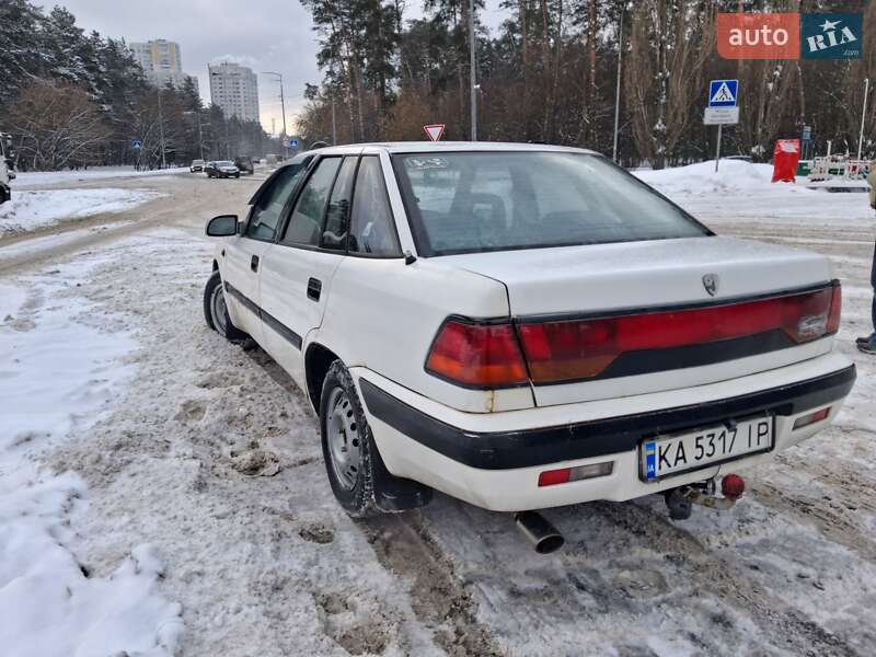 Седан Daewoo Espero 1997 в Киеве