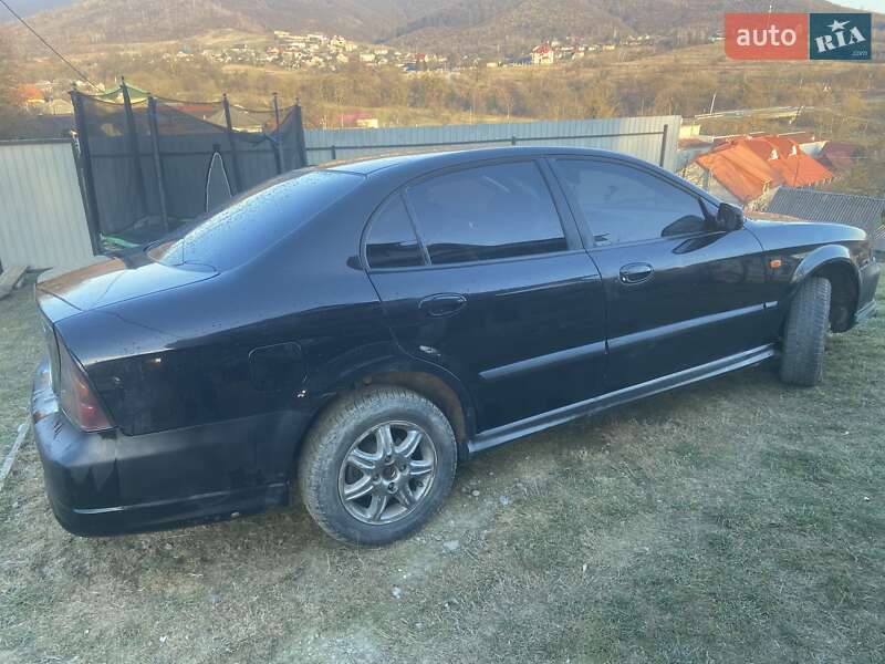 Седан Daewoo Evanda 2003 в Ужгороді