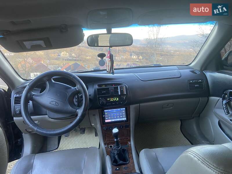 Седан Daewoo Evanda 2003 в Ужгороді
