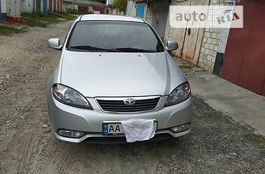 Седан Daewoo Gentra 2013 в Киеве