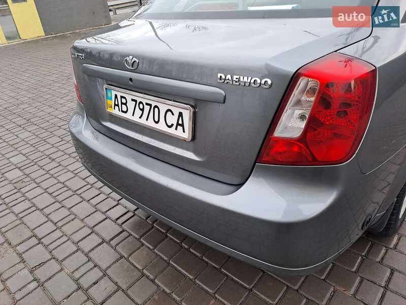Седан Daewoo Gentra 2013 в Виннице