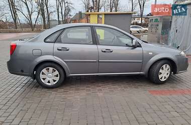 Седан Daewoo Gentra 2013 в 