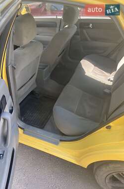 Седан Daewoo Gentra 2013 в 