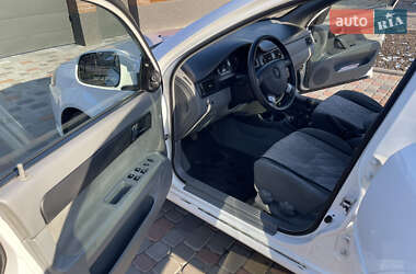 Седан Daewoo Gentra 2013 в 