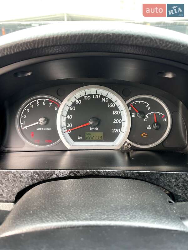 Седан Daewoo Gentra 2013 в Киеве