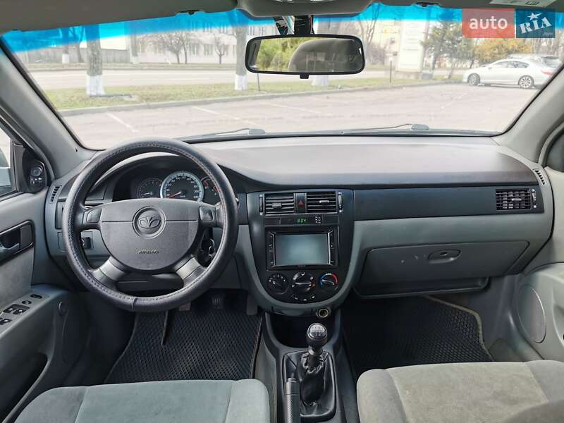 Седан Daewoo Gentra 2013 в Харькове