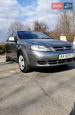 Седан Daewoo Gentra 2013 в 