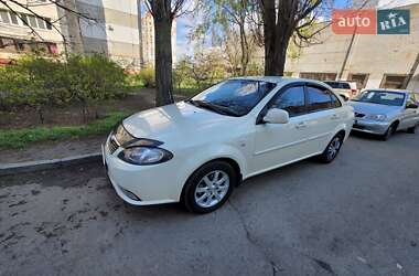 Седан Daewoo Gentra 2014 в 
