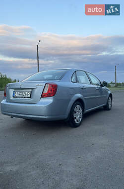Седан Daewoo Gentra 2015 в 