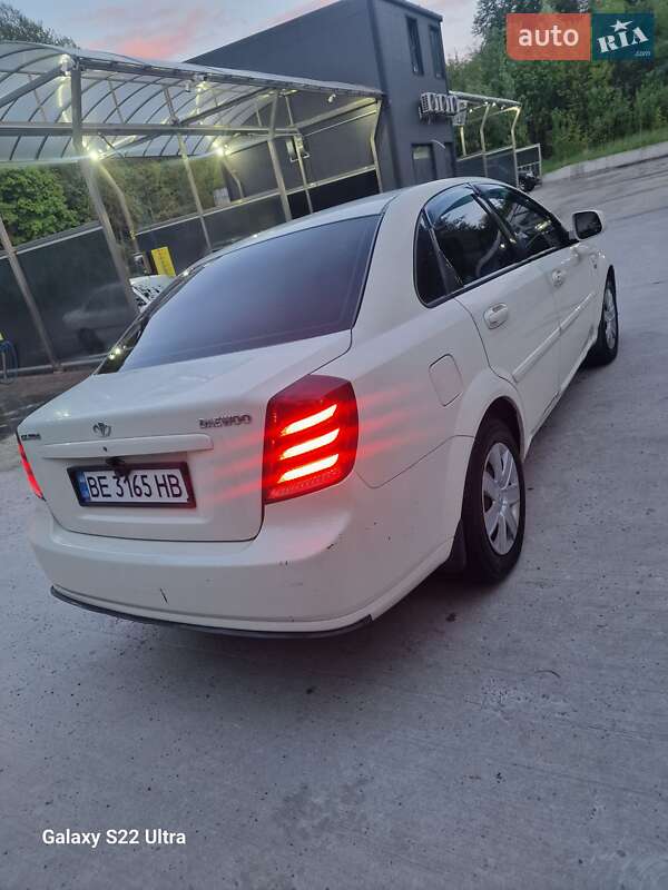 Седан Daewoo Gentra 2014 в Києві