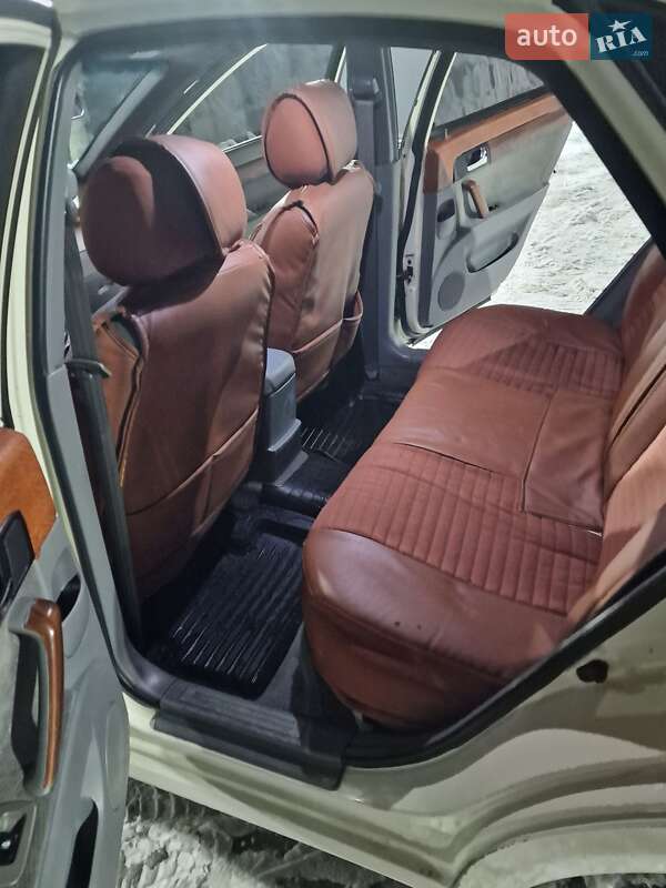 Седан Daewoo Gentra 2014 в Києві