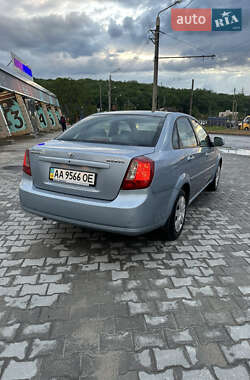 Седан Daewoo Gentra 2013 в 