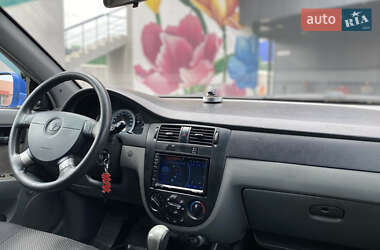 Седан Daewoo Gentra 2014 в 