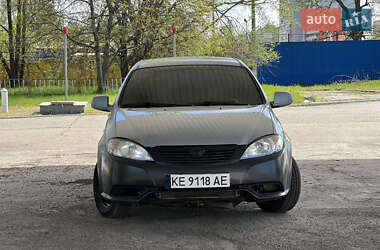 Седан Daewoo Gentra 2013 в Дніпрі