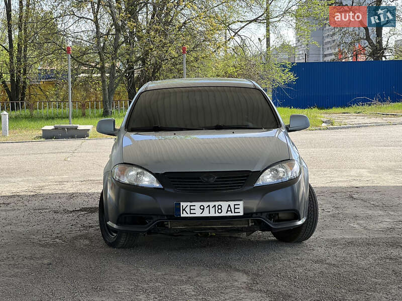 Седан Daewoo Gentra 2013 в 