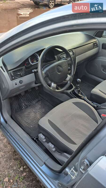 Седан Daewoo Gentra 2013 в Киеве