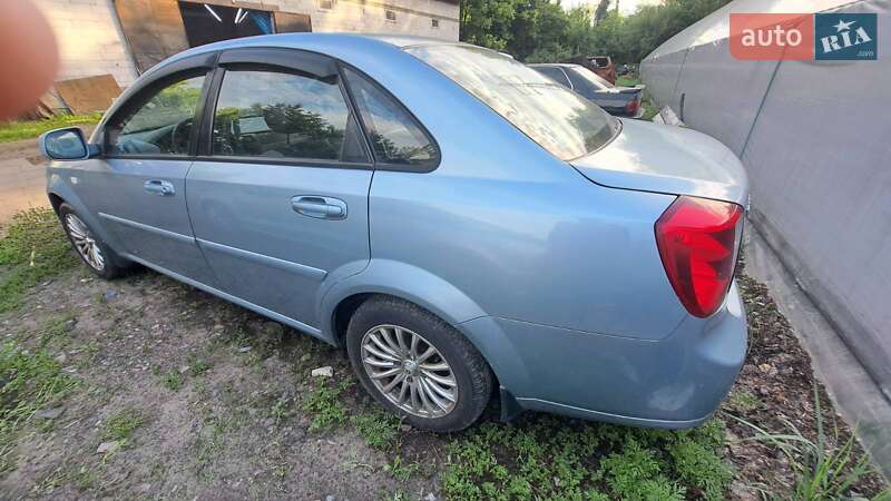 Седан Daewoo Gentra 2013 в Киеве