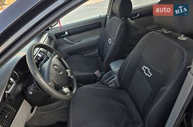 Седан Daewoo Gentra 2013 в 