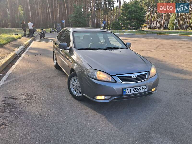 Седан Daewoo Gentra 2014 в Ирпене