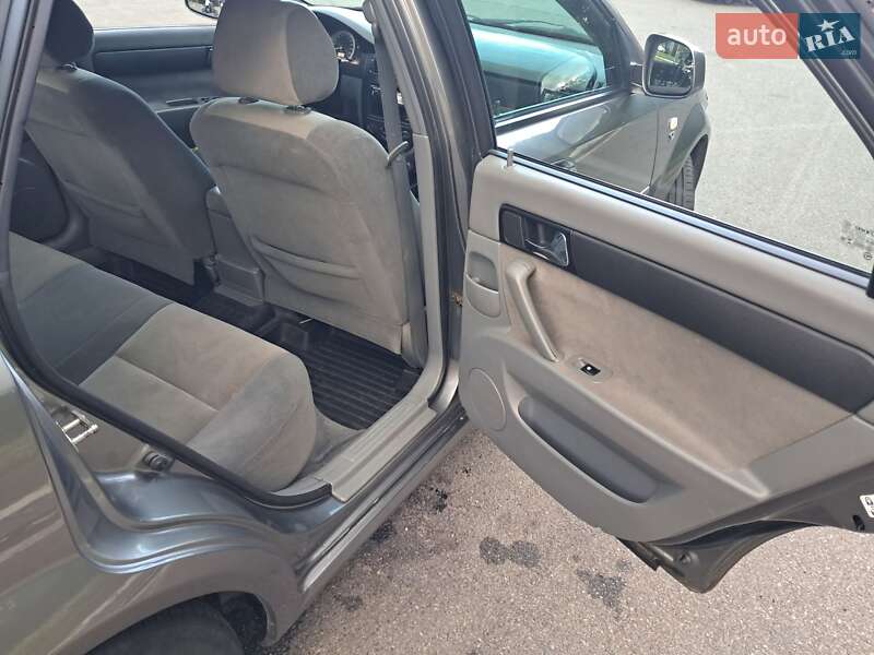 Седан Daewoo Gentra 2014 в Ирпене