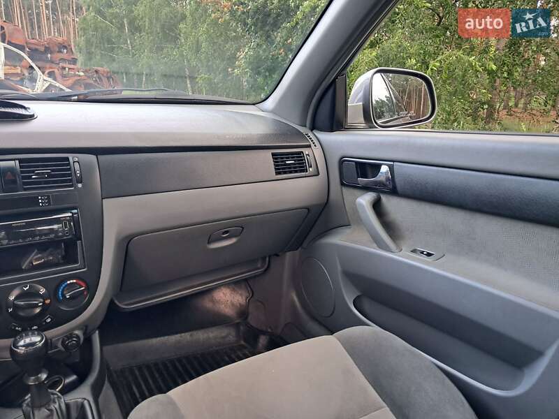 Седан Daewoo Gentra 2014 в Ирпене