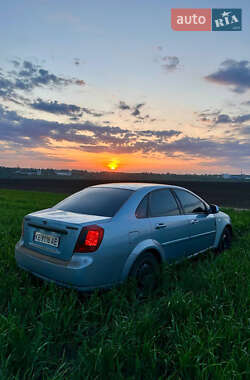 Седан Daewoo Gentra 2013 в 
