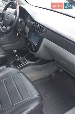 Седан Daewoo Gentra 2013 в 