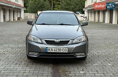 Седан Daewoo Gentra 2014 в 