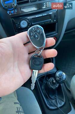 Седан Daewoo Gentra 2014 в 