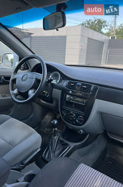 Седан Daewoo Gentra 2013 в 