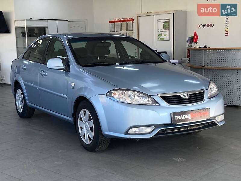 Daewoo Gentra 2013